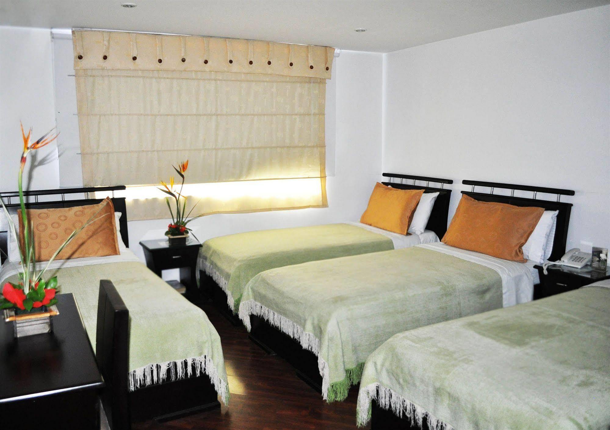 Hotel Quality Comfort House Μπογκοτά Εξωτερικό φωτογραφία