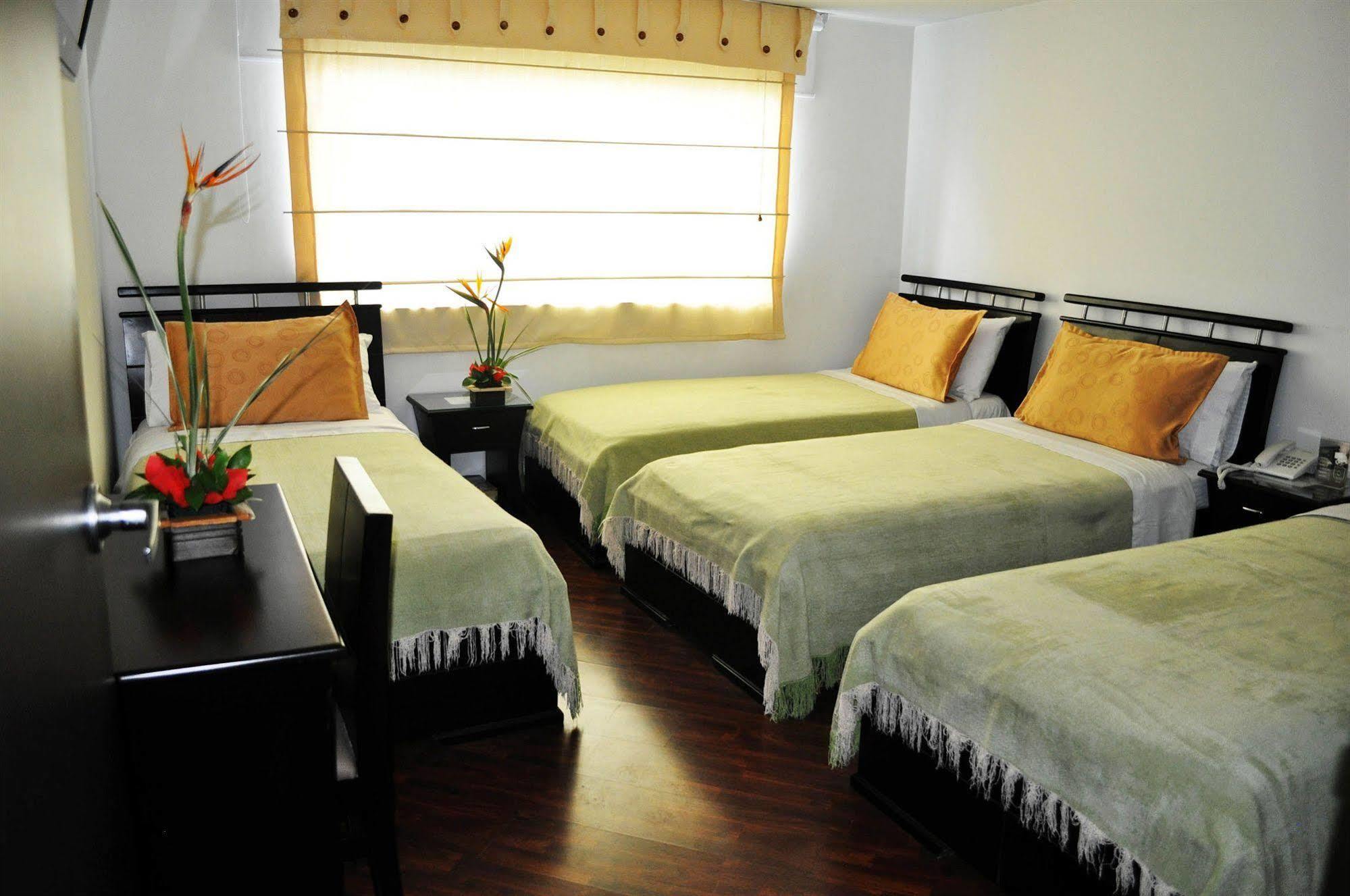 Hotel Quality Comfort House Μπογκοτά Εξωτερικό φωτογραφία